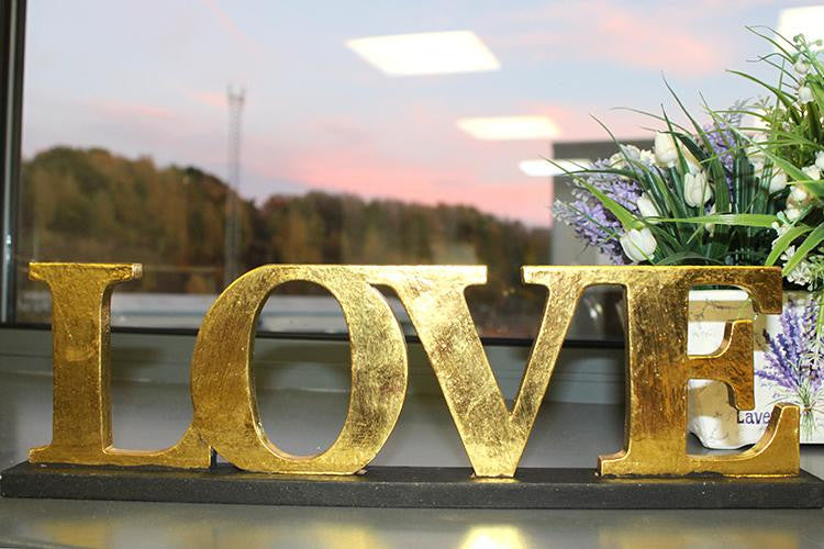 Standing Wooden Words - LOVE - Gold